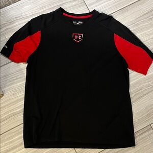 Under Armour Men's Black Tee with Red Sleeves size M